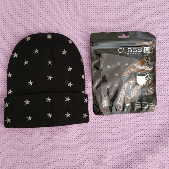 Beanie Hat with Stars - Picture 6 of 7